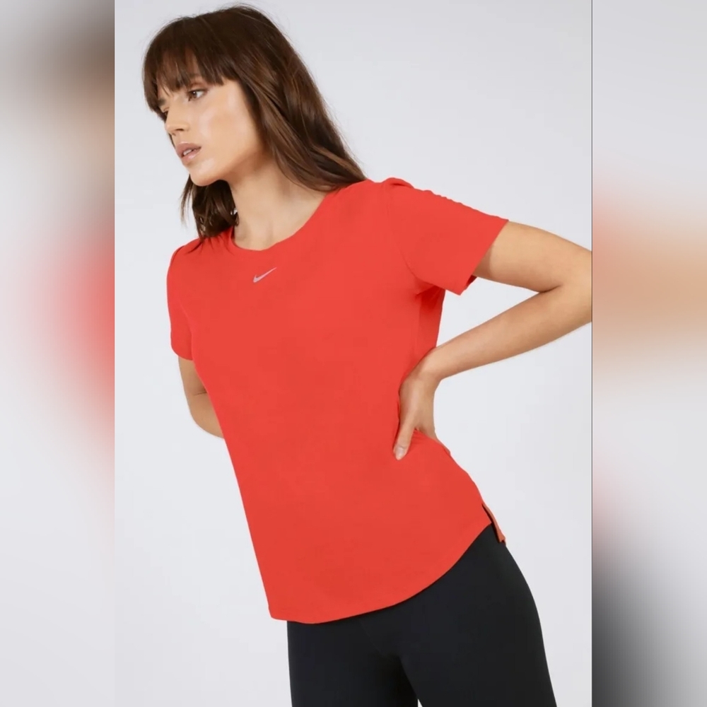 Nike Women's Dri-Fit One Luxe Tee T-Shirt Small Red Soft Breathable Recycled - Picture 1 of 16